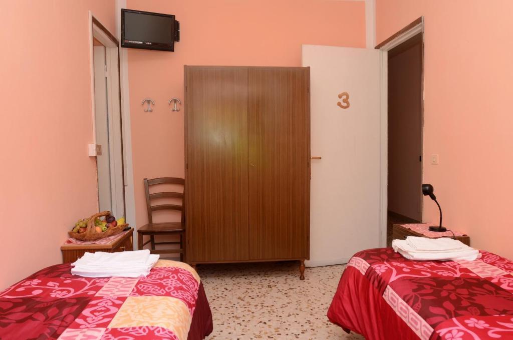Albergo Ristorante Da Piercarlo Brallo Di Pregola Номер фото
